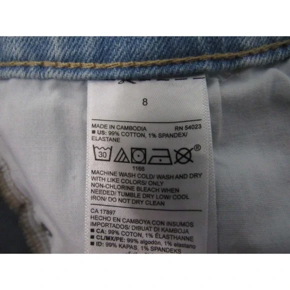 Old Navy Women Jean Shorts Size 8 Blue Midrise Boyfriend Distressed Cuffed Denim - Picture 4 of 4